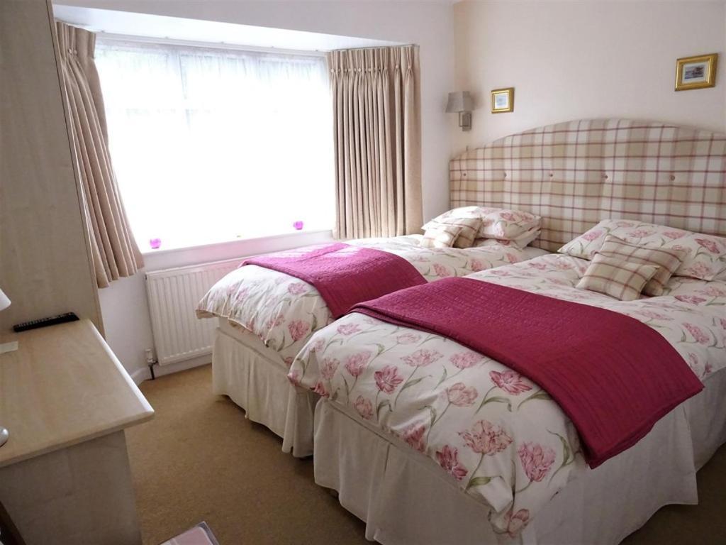 ฮันนี่ ลอดจ์ Bed & Breakfast Broadstone ห้อง รูปภาพ